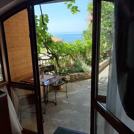 Zoro Apartments 斯韦蒂·斯特凡 外观 照片