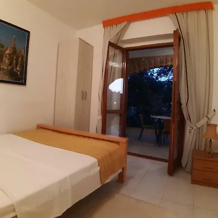 Zoro Apartments 斯韦蒂·斯特凡 外观 照片