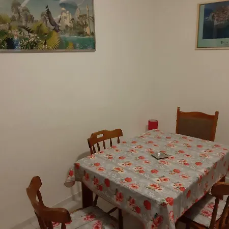 Zoro Apartments 斯韦蒂·斯特凡 外观 照片